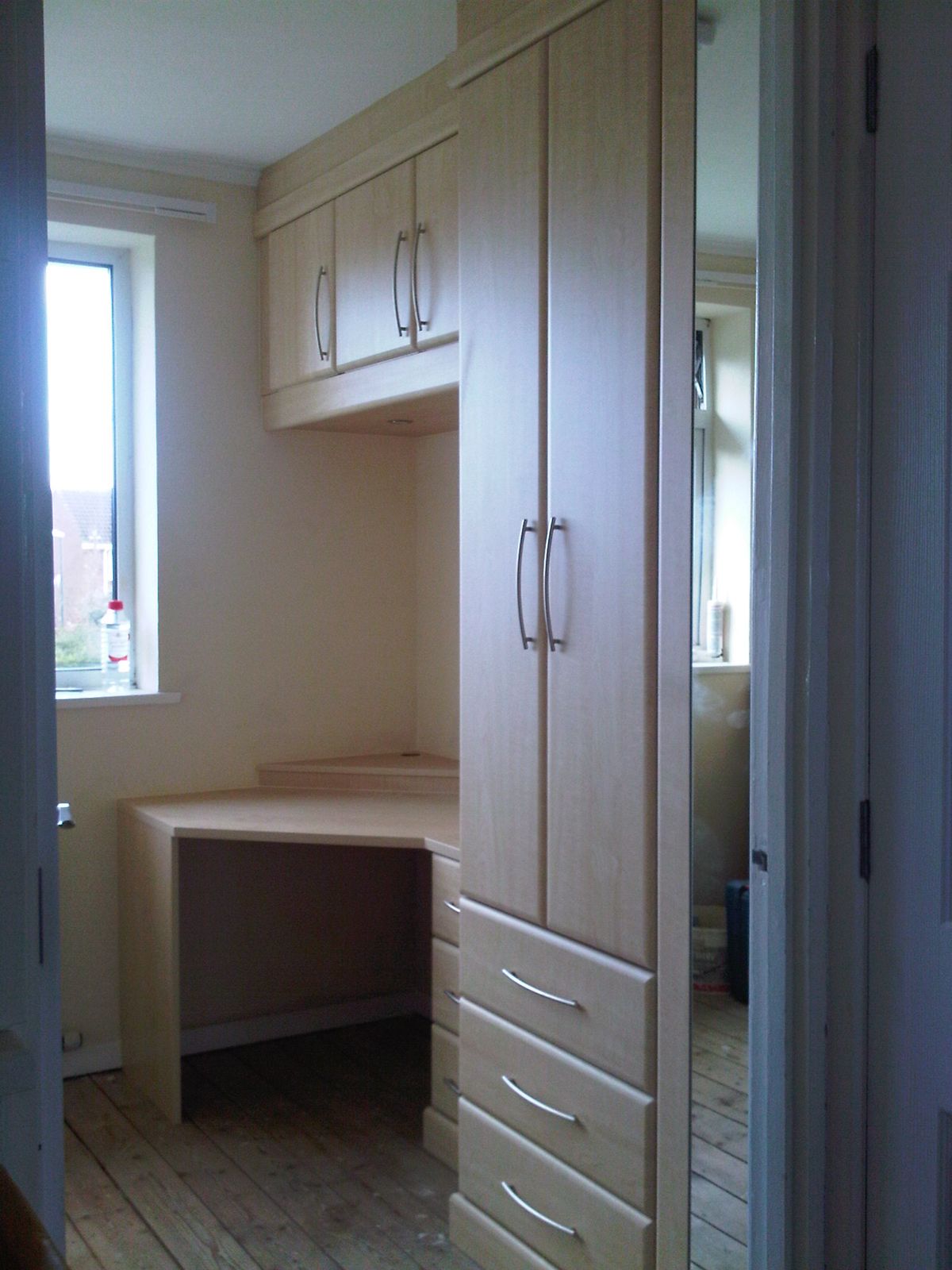 Fitted wardrobes with built-in study nook, Tewkesbury